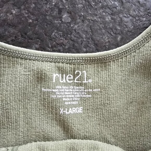 Forever 21 Ribbed Button-Up Crop Top (**Set of 2**) Powder Blue and Sage Green - Picture 13 of 14